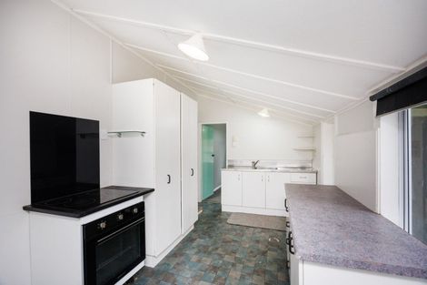 Photo of property in 45 Avenue Road, Foxton, 4814