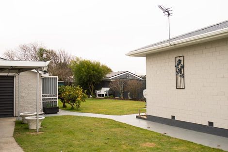 Photo of property in 3 Cornet Lane, Aranui, Christchurch, 8061