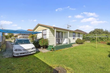 Photo of property in 11a Hockin Place, Fairfield, Hamilton, 3214