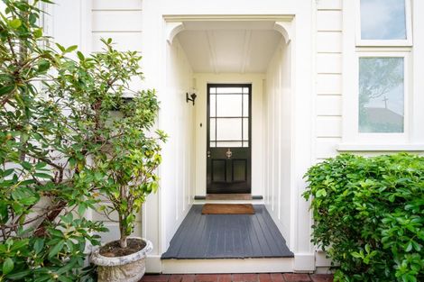 Photo of property in 165 Karori Road, Karori, Wellington, 6012