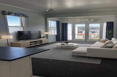 Photo of property in 16 Austin Street, Mount Victoria, Wellington, 6011