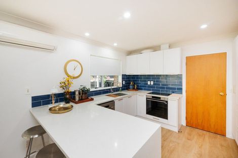 Photo of property in 3a Churchill Avenue, Hokowhitu, Palmerston North, 4410