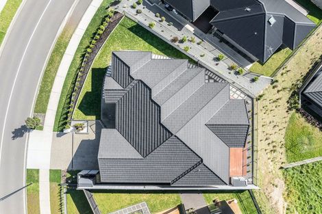 Photo of property in 56 Queen Charlotte Drive, Aotea, Porirua, 5024