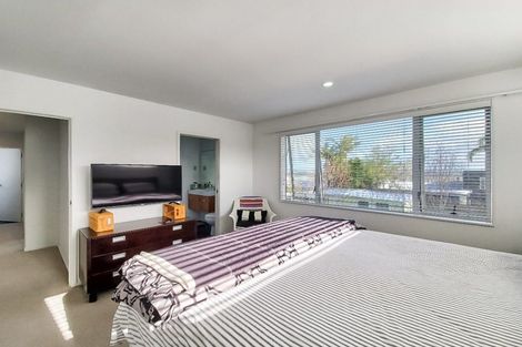 Photo of property in 76 Alverston Street, Waterview, Auckland, 1026