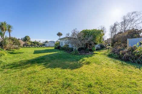 Photo of property in 92 Rahui Road, Otaki, 5512