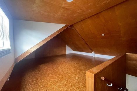 Photo of property in 37 Pitt Road, Runciman, Drury, 2578