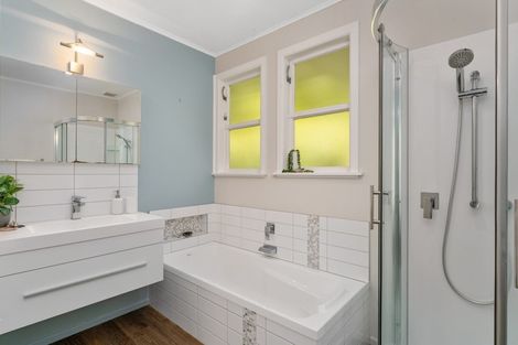 Photo of property in 13b Leinster Avenue, Raumati South, Paraparaumu, 5032