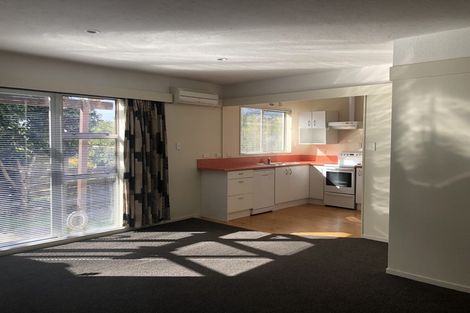 Photo of property in 3/24 Caesars Place, Churton Park, Wellington, 6037