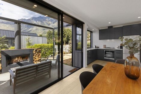 Photo of property in 6 Mckenzies Shute, Jacks Point, Queenstown, 9371