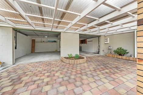 Photo of property in 5 Whakapaki Street, Urenui, 4375