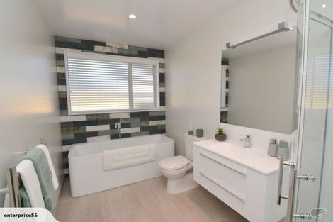 Photo of property in 20 Kingsbridge West, Burwood, Christchurch, 8083