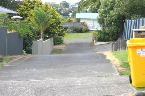 Photo of property in 1/168 Stapleford Crescent, Browns Bay, Auckland, 0630