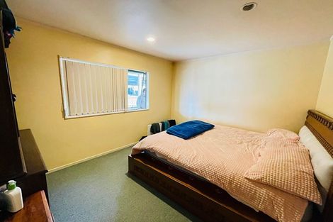 Photo of property in 59 Kenderdine Road, Papatoetoe, Auckland, 2025