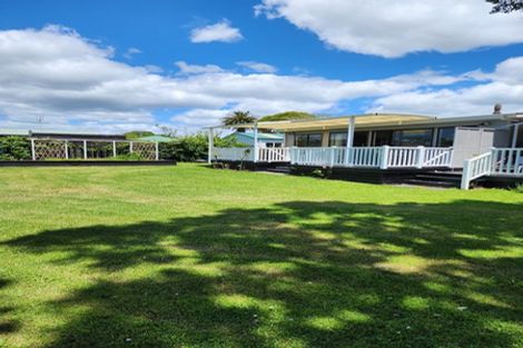 Photo of property in 2 Roretana Drive, Athenree, Katikati, 3177