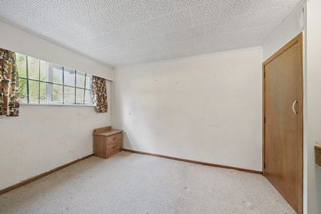 Photo of property in 18 Millbrook Road, Henderson, Auckland, 0612