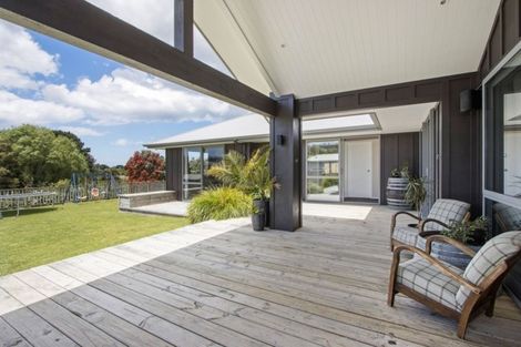 Photo of property in 17 Browns Drive, Waihi Beach, 3611