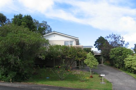Photo of property in 17 Terra Nova Street, Glen Eden, Auckland, 0602