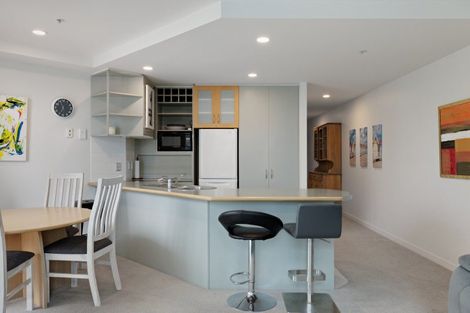 Photo of property in Beaumont Apartments, 10/12 Maunganui Road, Mount Maunganui, 3116