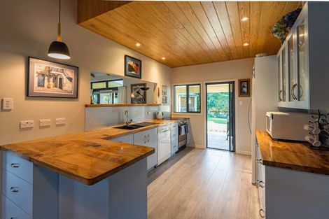 Photo of property in 216 Tanners Point Road, Tanners Point, Katikati, 3177