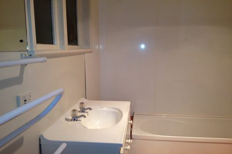 Photo of property in 26 Line Road, Glen Innes, Auckland, 1072