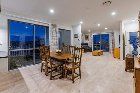 Photo of property in 11 Rainsford Road, Pukekohe, 2120