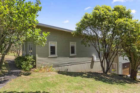 Photo of property in 14 Main Road, Raglan, 3225