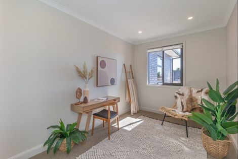 Photo of property in 22 Phoenix Palms Grove, Levin, 5510
