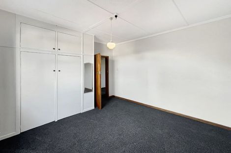 Photo of property in 23 Bulkeley Terrace, New Plymouth, 4310
