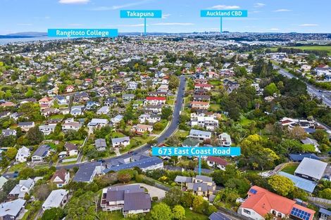 Photo of property in 673 East Coast Road, Browns Bay, Auckland, 0630