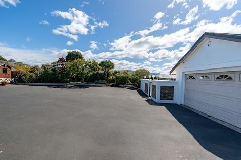 Photo of property in 95 Easther Crescent, Kew, Dunedin, 9012