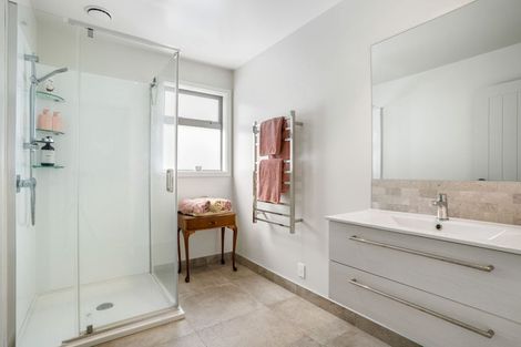 Photo of property in 229a Ocean Road, Whangamata, 3620