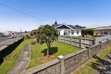 Photo of property in 15 Seyton Street, Stratford, 4332