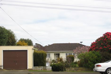 Photo of property in 7 Omata Road, Westown, New Plymouth, 4310