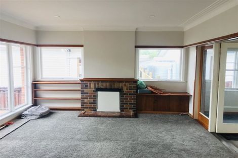 Photo of property in 67 Archibald Road, Kelston, Auckland, 0602