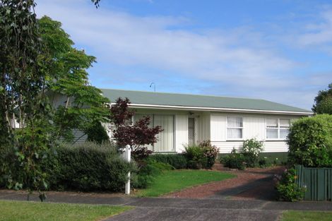 Photo of property in 5 Coronet Place, Avondale, Auckland, 1026