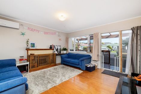 Photo of property in 37a Queen Road, Bellevue, Tauranga, 3110