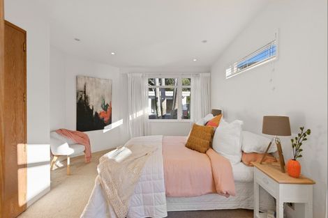 Photo of property in 7 Claude Road, Stanmore Bay, Whangaparaoa, 0932