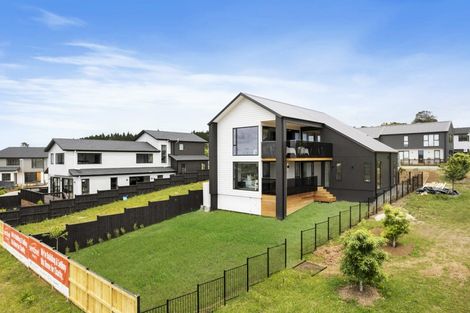 Photo of property in 33 Kikorangi Drive, Wainui, Silverdale, 0992