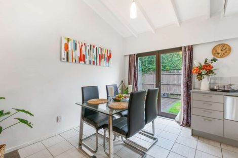 Photo of property in 7b Grove Road, Papakura, 2110