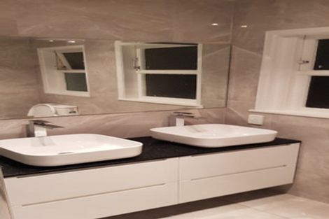 Photo of property in 5/8 Tawera Road, Greenlane, Auckland, 1051