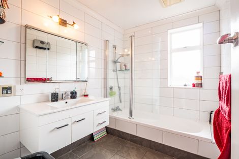 Photo of property in 3 Flower Street, Fairfield, Dunedin, 9018