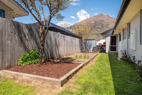 Photo of property in 67 Howards Drive, Lake Hayes, Queenstown, 9304