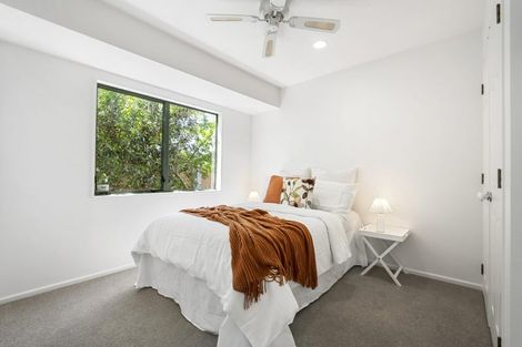 Photo of property in 3/182 Mokoia Road, Chatswood, Auckland, 0626