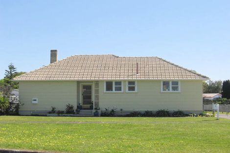 Photo of property in 3 Karamu Street, Elgin, Gisborne, 4010