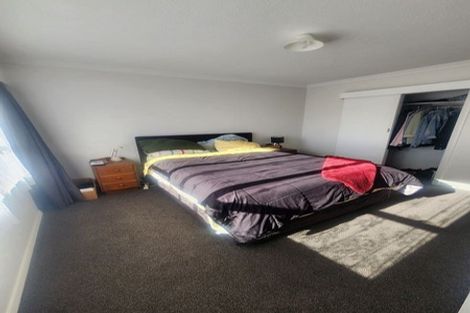 Photo of property in 13-13a Benzie Avenue, Wallaceville, Upper Hutt, 5018