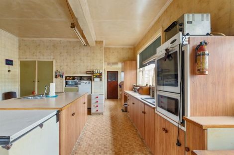 Photo of property in 100 Shearman Street, Waimate, 7924