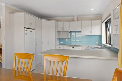 Photo of property in 80 Argyle Street, Hawera, 4610