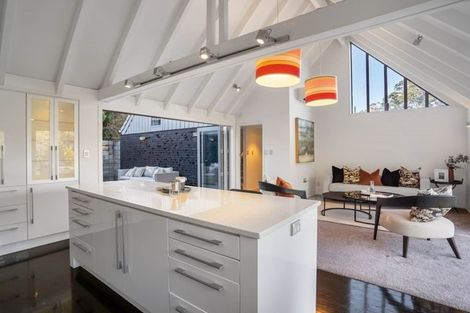 Photo of property in 32 Crocus Place, Remuera, Auckland, 1050