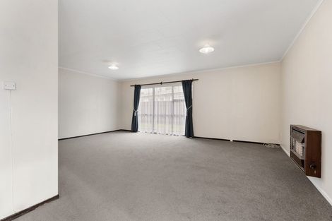 Photo of property in 8 Ashton Place, Highbury, Palmerston North, 4412