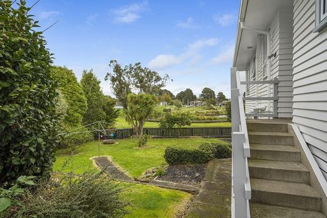 Photo of property in 1 Kingsway Crescent, Forest Lake, Hamilton, 3200